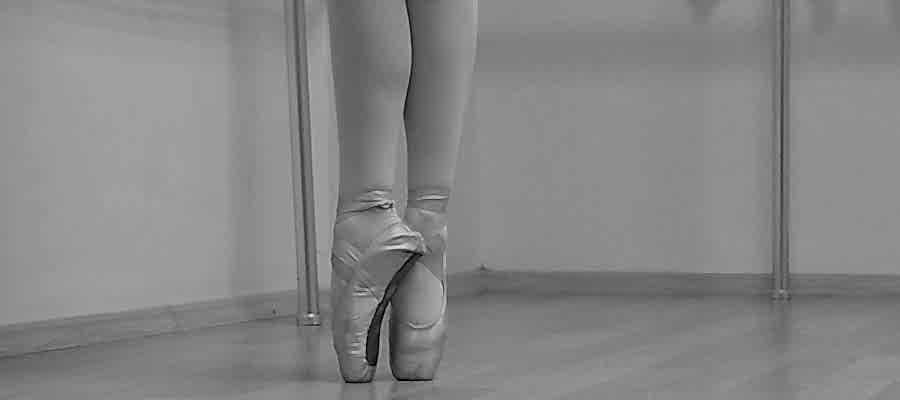 A'dan Z'ye Sanat Eğitimi Kurslarımız ve Eğitmenlerimiz Hakkında Bilgi Almak İçin; Bilgi Talebi Bırakın veya 0212 466 07 60 arayın